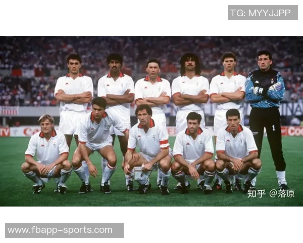 米兰关注布鲁日前锋特雷索尔迪欧冠对巴萨进球引发热议